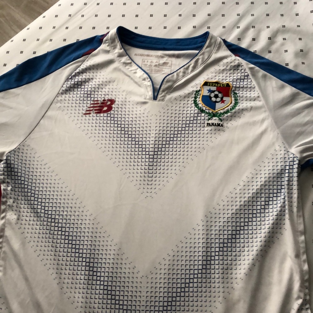 Panama soccer team 2018-2019 away shirt